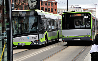 Autobus i tramwaj zamiast samochodu. Olsztynianie chętnie korzystają z komunikacji miejskiej